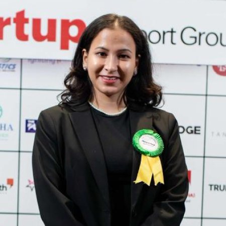 himani head of product truecv